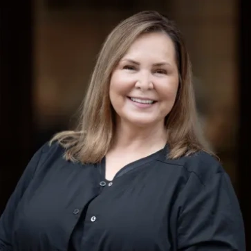 Kathy dental team member portrait